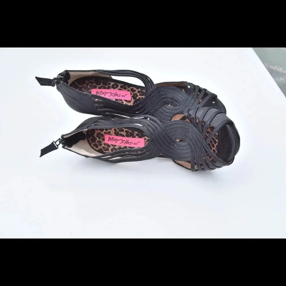 Betsey Johnson open toe pumps - Picture 2 of 7